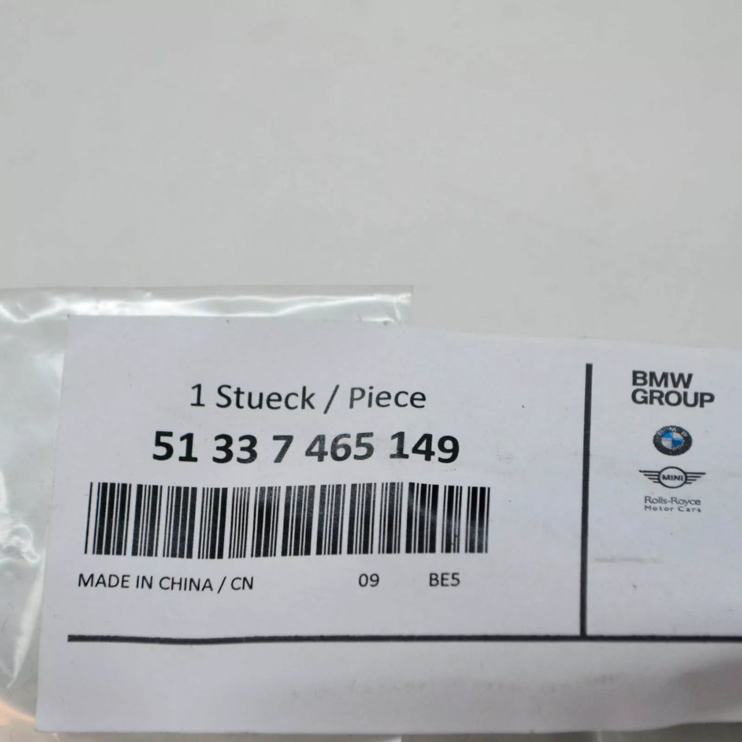 NEW BMW 3 G20 FRONT LEFT DOOR WINDOW OUTER STRIP 51337465149 7465149 ORIGINAL