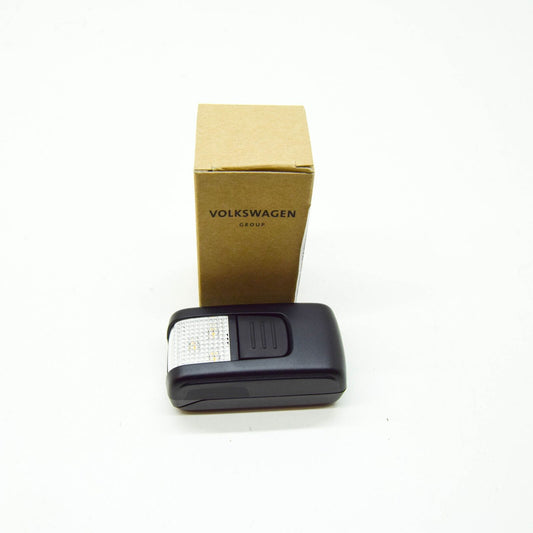NEW SKODA SUPERB MK3 REAR MAGNETIC TORCH 3T0947417E9B9 ORIGINAL