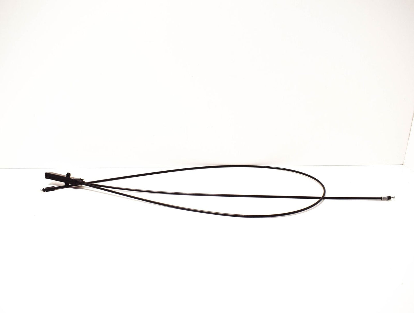 NEW MERCEDES-BENZ SL R230 ENGINE HOOD RELEASE CABLE A2308800059 ORIGINAL