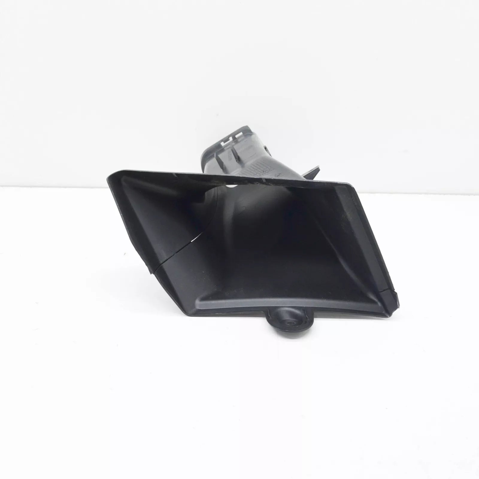 NEW BMW M4 COUPE COMPETITION G82 FRONT LEFT BRAKE AIR DUCT 51748072097 ORIGINAL