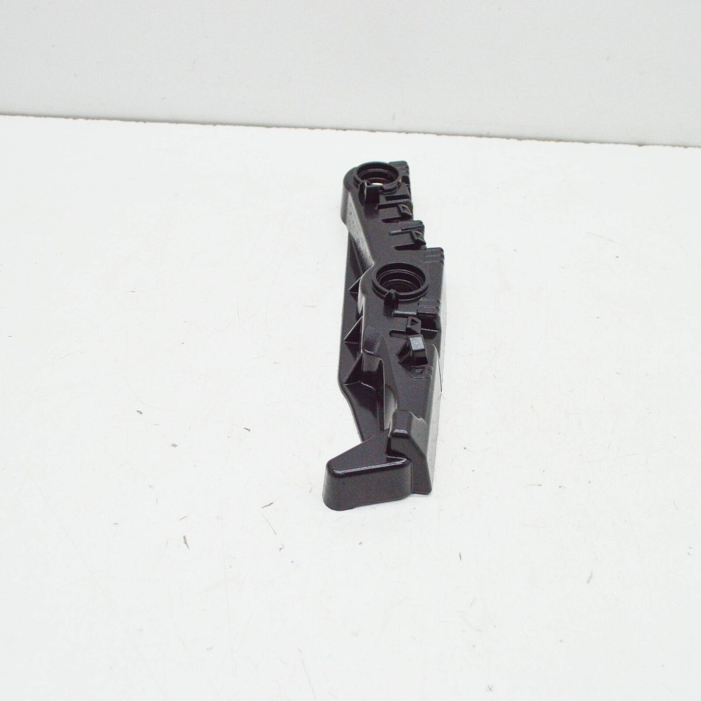 NEW AUDI E-TRON SPORTBACK GEA FRONT BUMPER CARRIER LEFT GUIDE 4KE807283 ORIGINAL