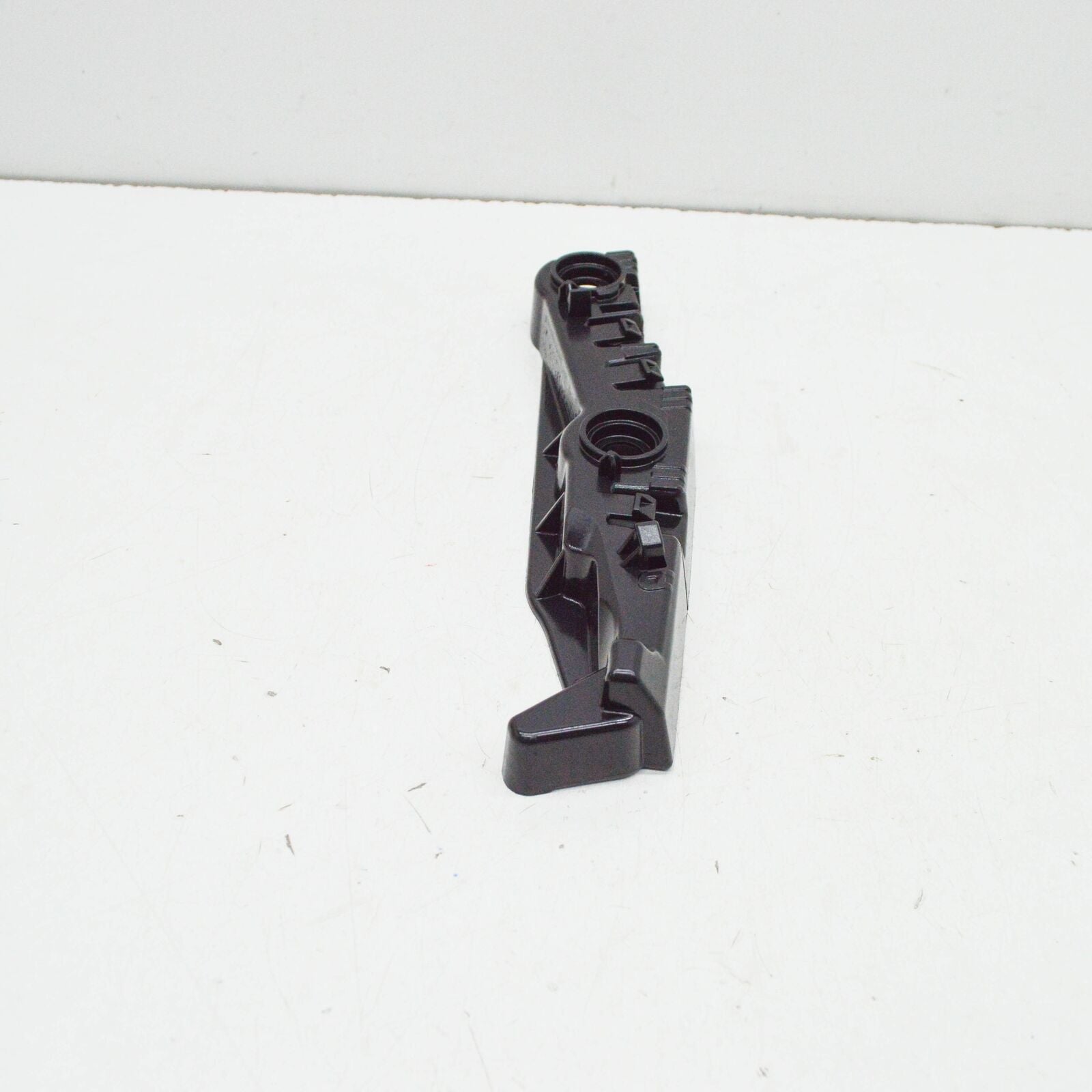 NEW AUDI E-TRON SPORTBACK GEA FRONT BUMPER CARRIER LEFT GUIDE 4KE807283 ORIGINAL