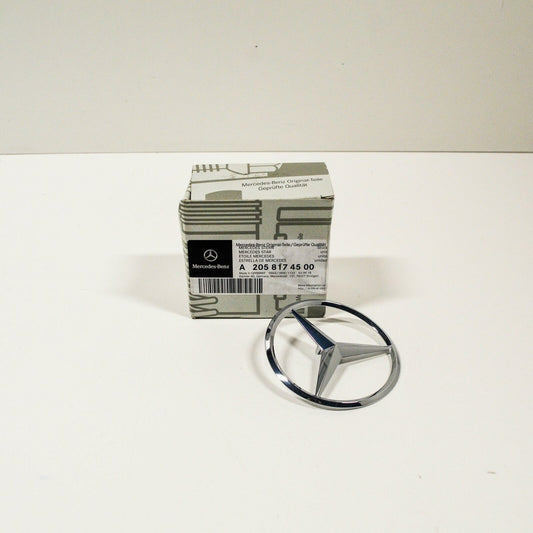 NEW MERCEDES-BENZ C W205 REAR BOOT STAR BADGE EMBLEM A2058174500 ORIGINAL