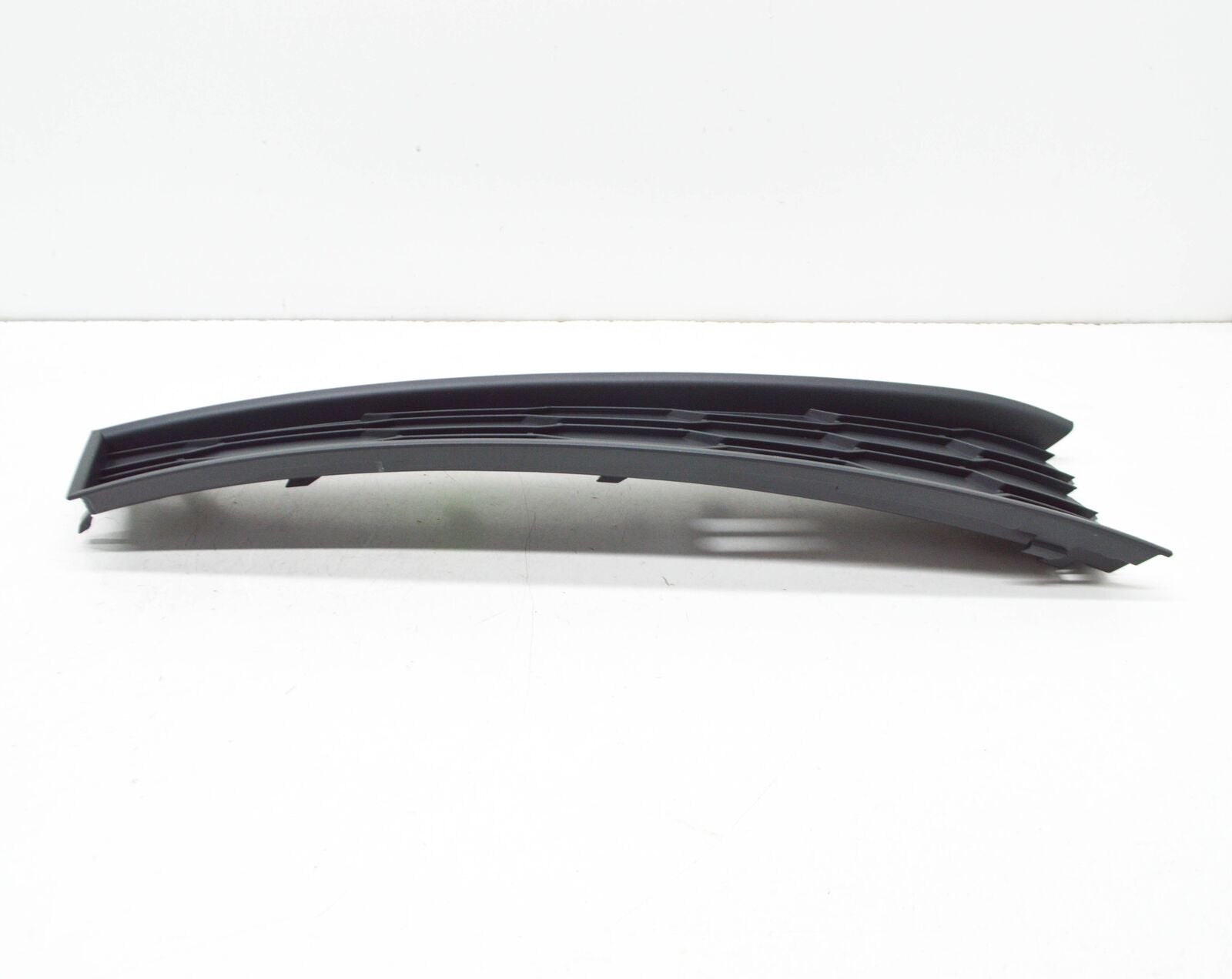 NEW SKODA KAMIQ NW4 FRONT BUMPER LEFT GRILLE 657807681A9B9 ORIGINAL