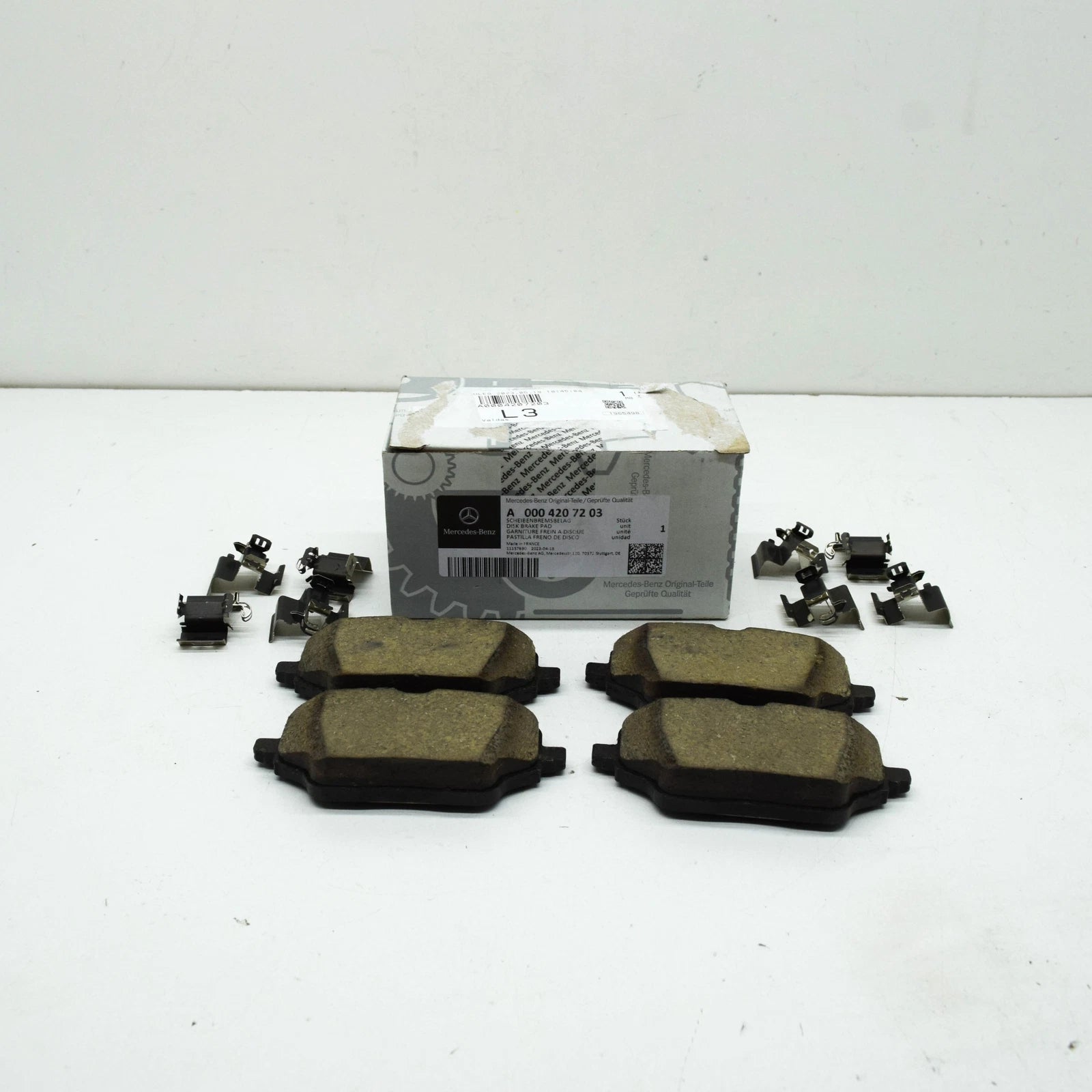 NEW MERCEDES-BENZ GLE W167 REAR BRAKE PADS SET A0004207203 ORIGINAL