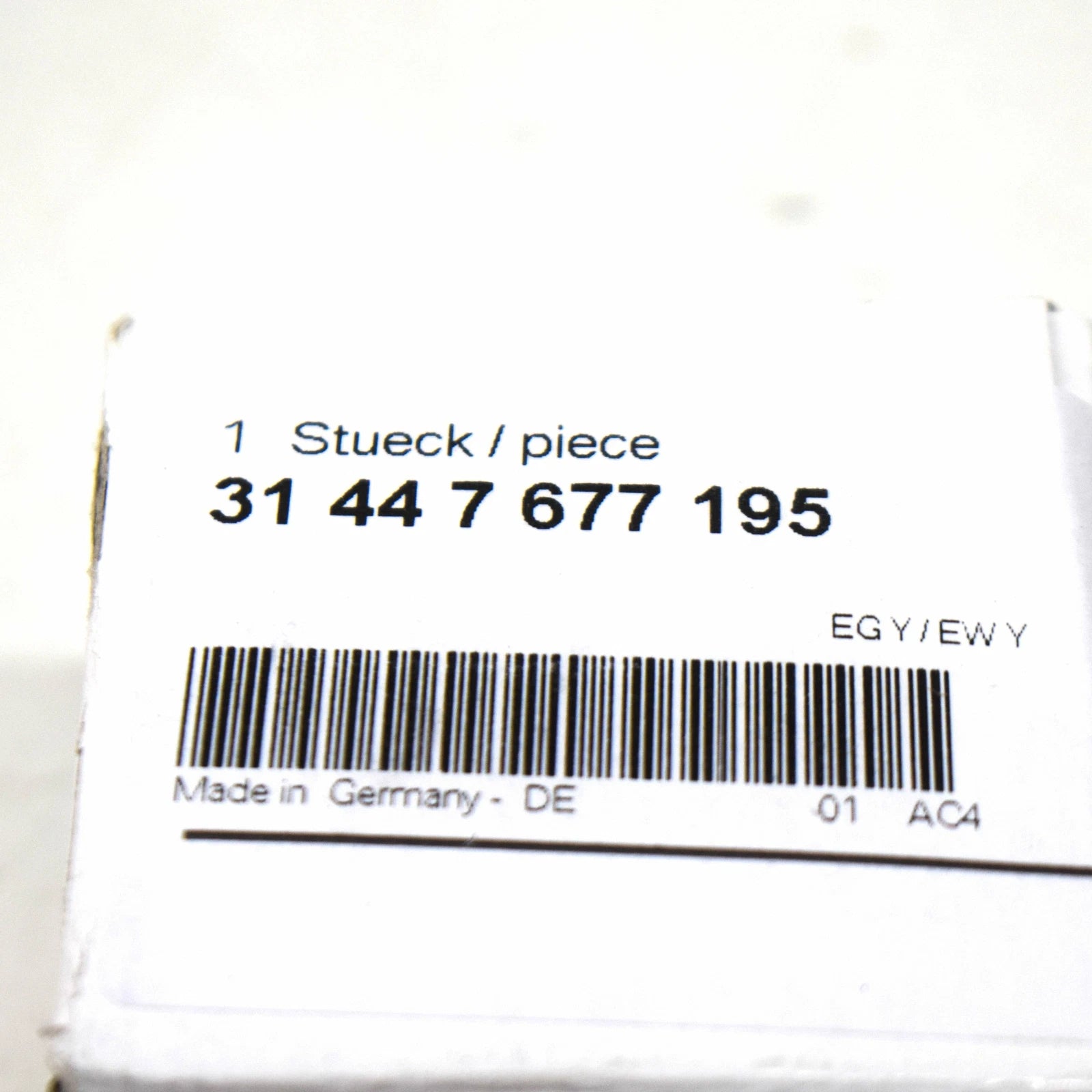 NEW BMW K40 K 1200 S WHEEL CARRIER THREADED BUSH 31447677195 ORIGINAL