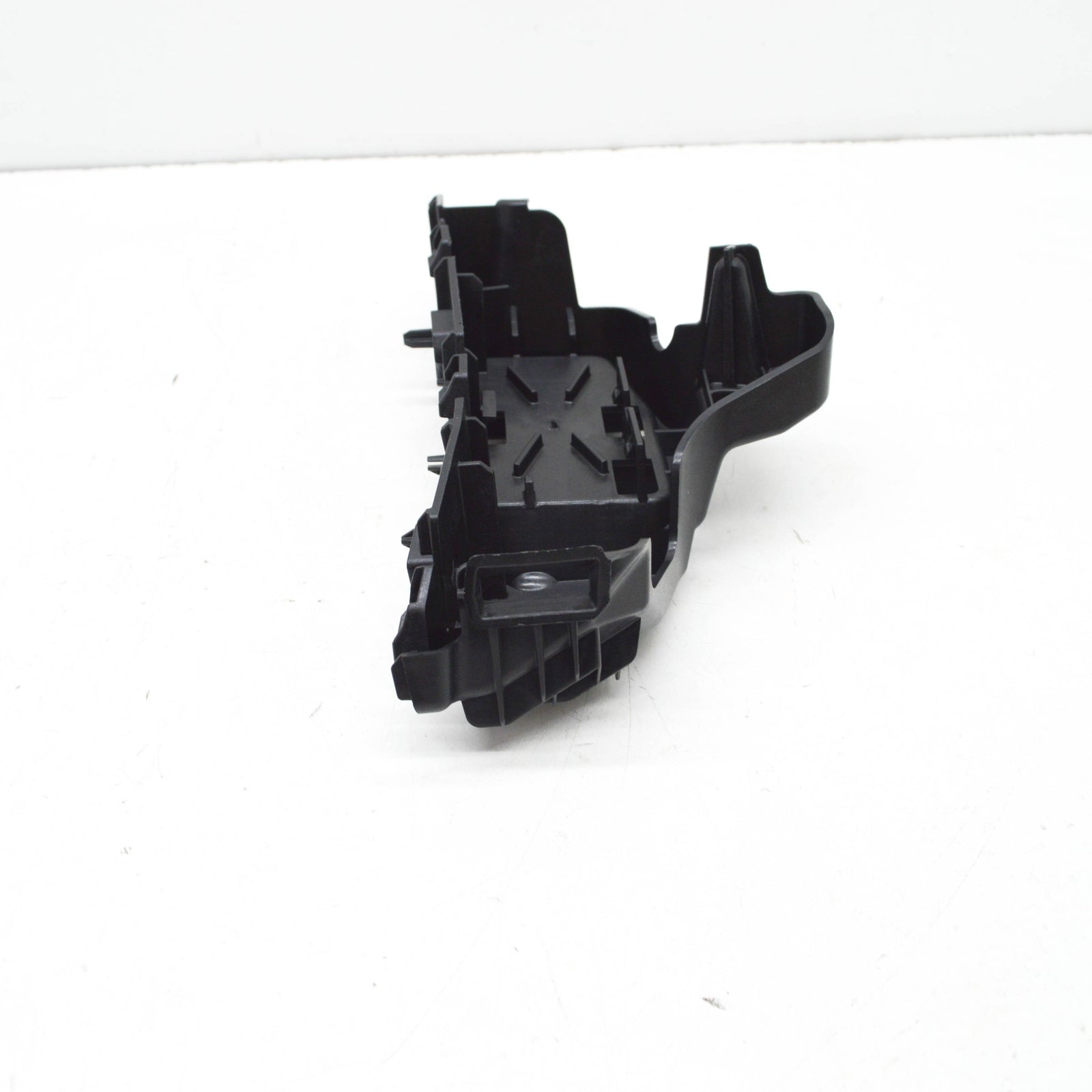 NEW AUDI A3 8Y FRONT BUMPER CARRIER LEFT GUIDE 8Y0807183A ORIGINAL