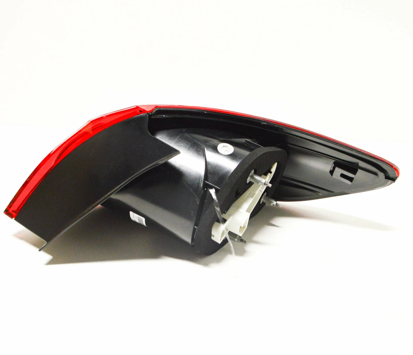 NEW VOLKSWAGEN PASSAT CC REAR LEFT OUTER TAILLIGHT LAMP 3C8945207S ORIGINAL