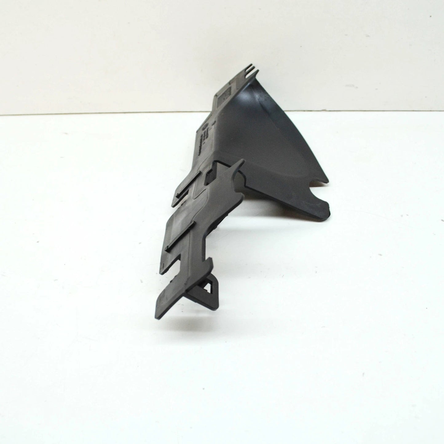 NEW VW GOLF MK5 5K INTERCOOLER RADIATOR RIGHT DEFLECTOR 5K0121284C ORIGINAL