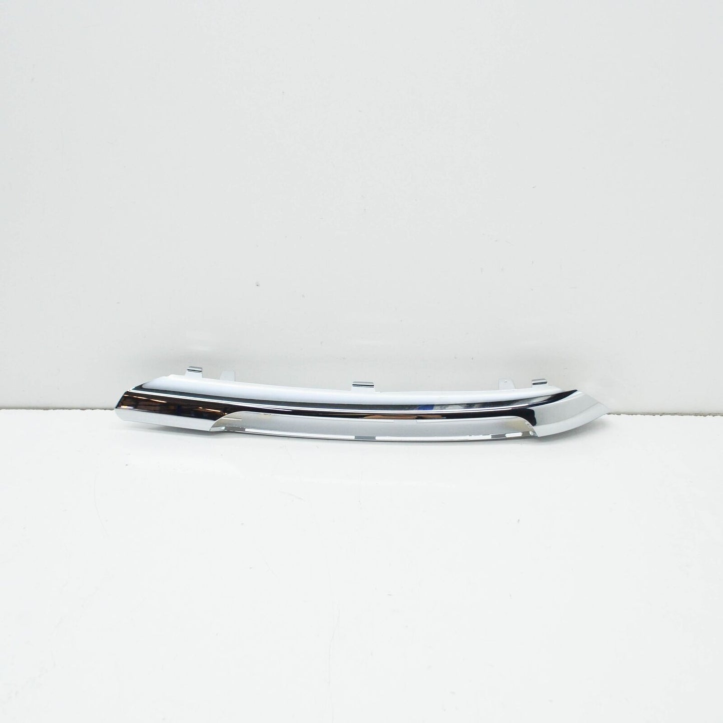 NEW MERCEDES-BENZ SL R231 FRONT LEFT BUMPER MOLDING A2318850174 ORIGINAL