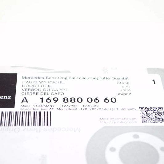 NEW MERCEDES-BENZ B-CLASS W245 BONNET LOCK CATCH A1698800660