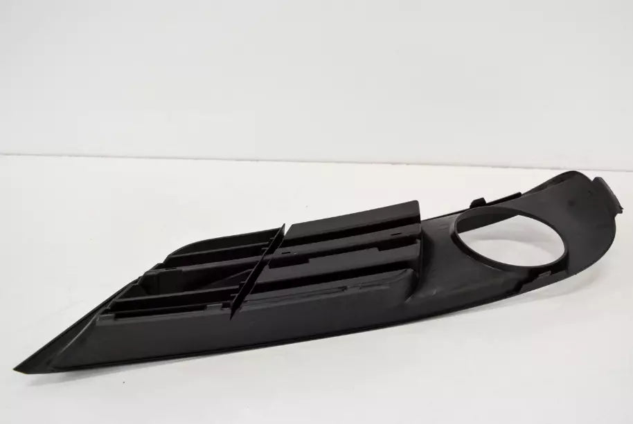 NEW BMW 5 GT F07 RIGHT FOG LIGHT PARTLY CLOSED GRILLE 51117331678 2015 ORIGINAL