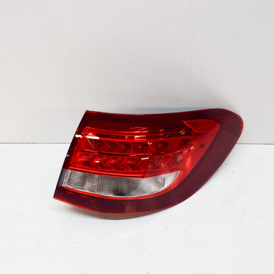 NEW MERCEDES-BENZ GLC X253 REAR RIGHT SIDE PANEL LIGHT A2539060800 ORIGINAL