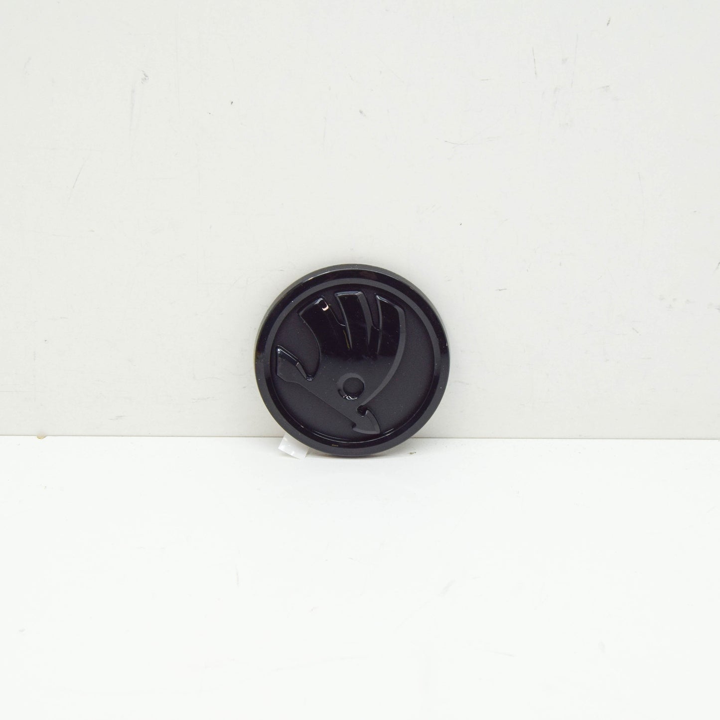 new skoda octavia mk3 5e engine cover skoda emblem 3t0103940 original