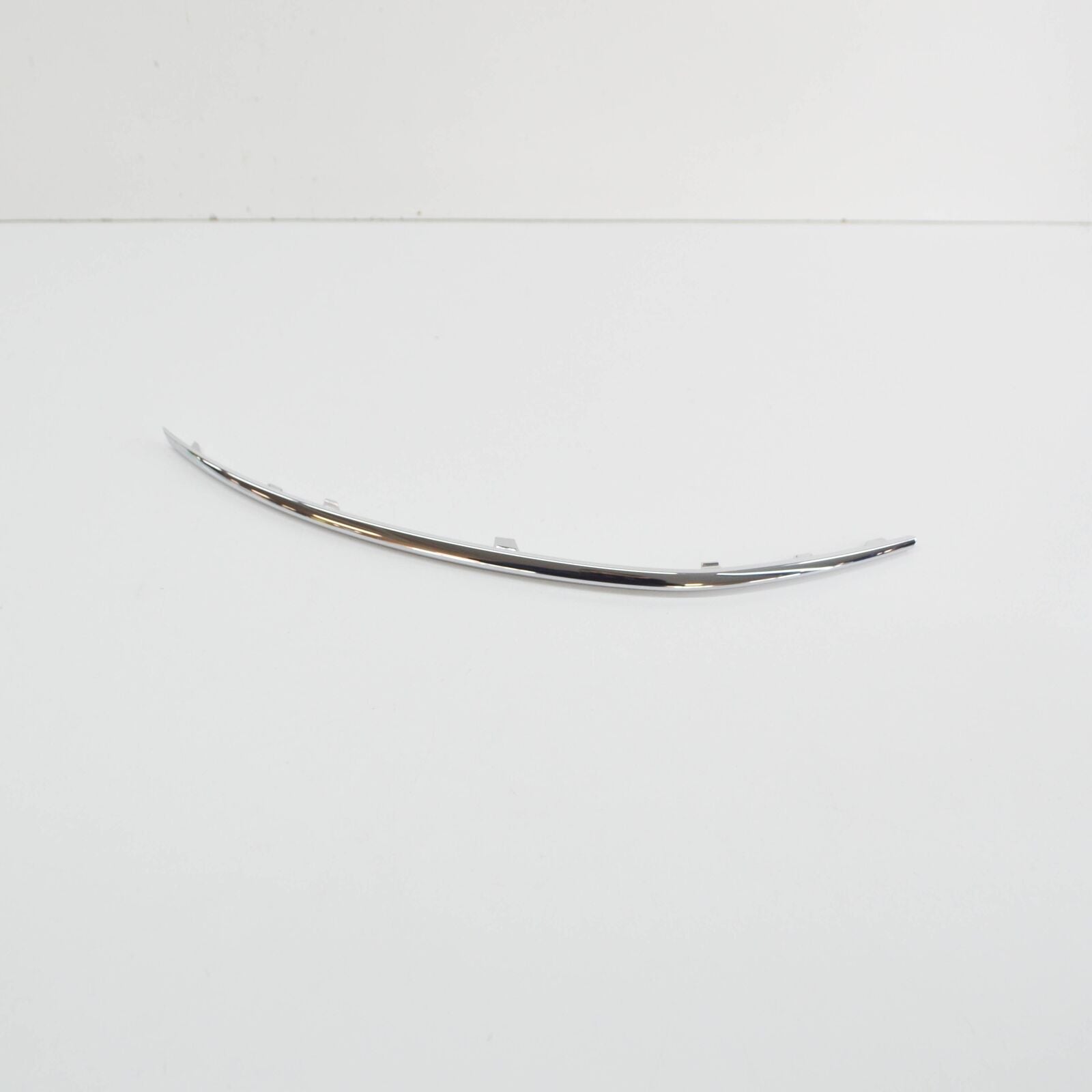 NEW MERCEDES-BENZ S W222 FRONT BUMPER LEFT TRIM STRIP A2228851321 ORIGINAL