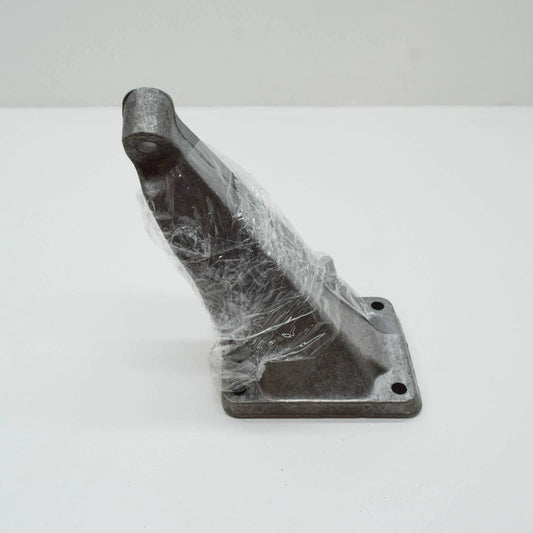 NEW BMW 5 E28 RIGHT SUPPORTING ENGINE BRACKET 11811127362 1127362 ORIGINAL