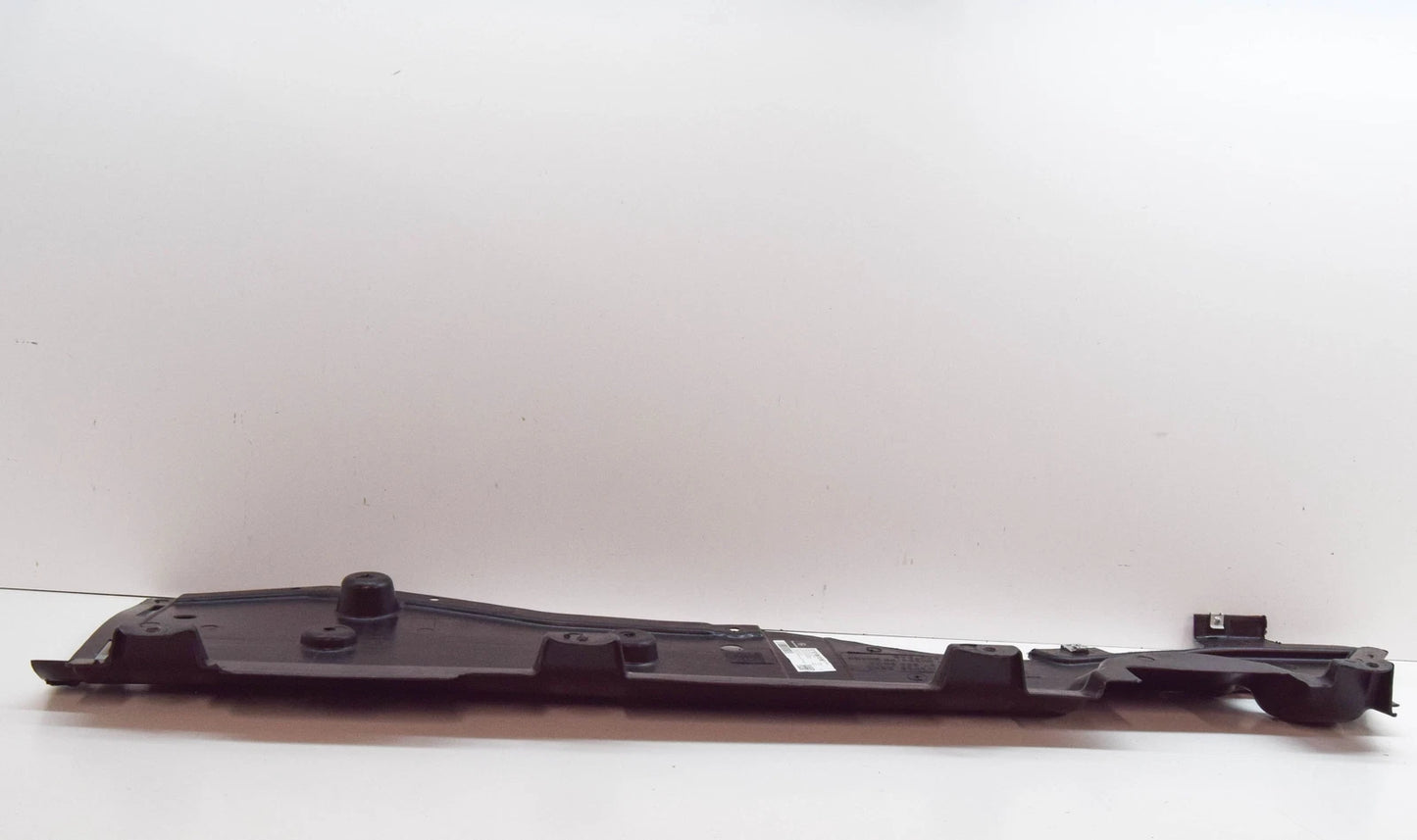 NEW MERCEDES-BENZ GLE W167 RIGHT UNDER MAIN FLOOR COVER A1676803200 ORIGINAL