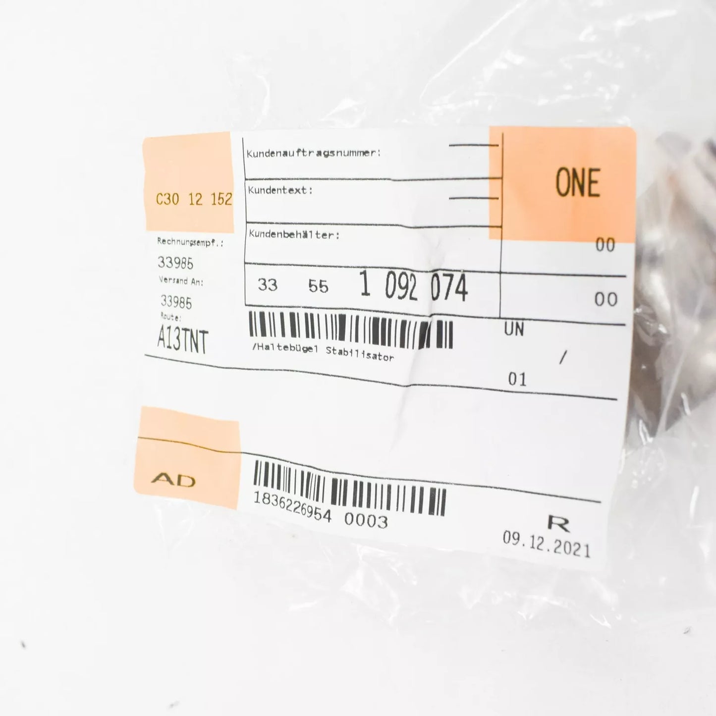 NEW BMW 5 E39 REAR SWAY BAR BRACKET 33551092074 1092074 ORIGINAL