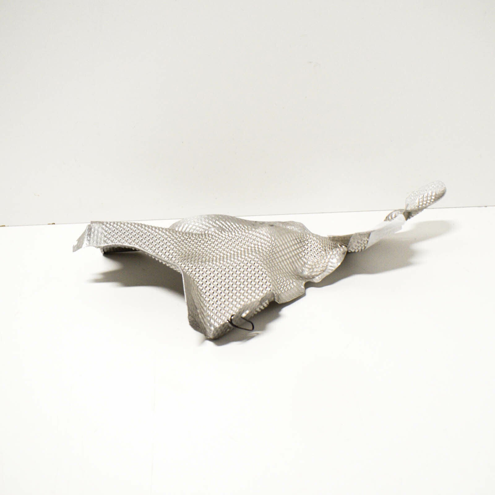 NEW AUDI A4 B9 FRONT RIGHT CV JOINT HEAT SHIELD 8W0399300F ORIGINAL