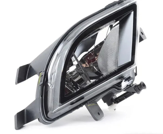 NEW VW JETTA A6 FRONT RIGHT FOG LIGHT 5C7941700R ORIGINAL