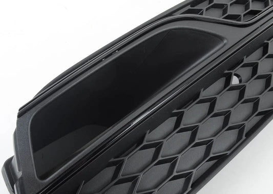 NEW AUDI A3 2013-2016 FRONT RIGHT FOG LIGHT GRILLE 8V3807682K9B9