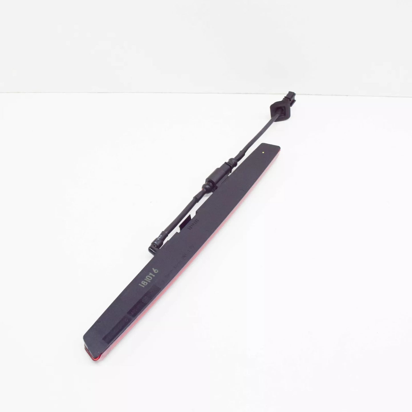 NEW VOLKSWAGEN GOLF MK6 ADDITIONAL BRAKE LIGHT 5K6945087C