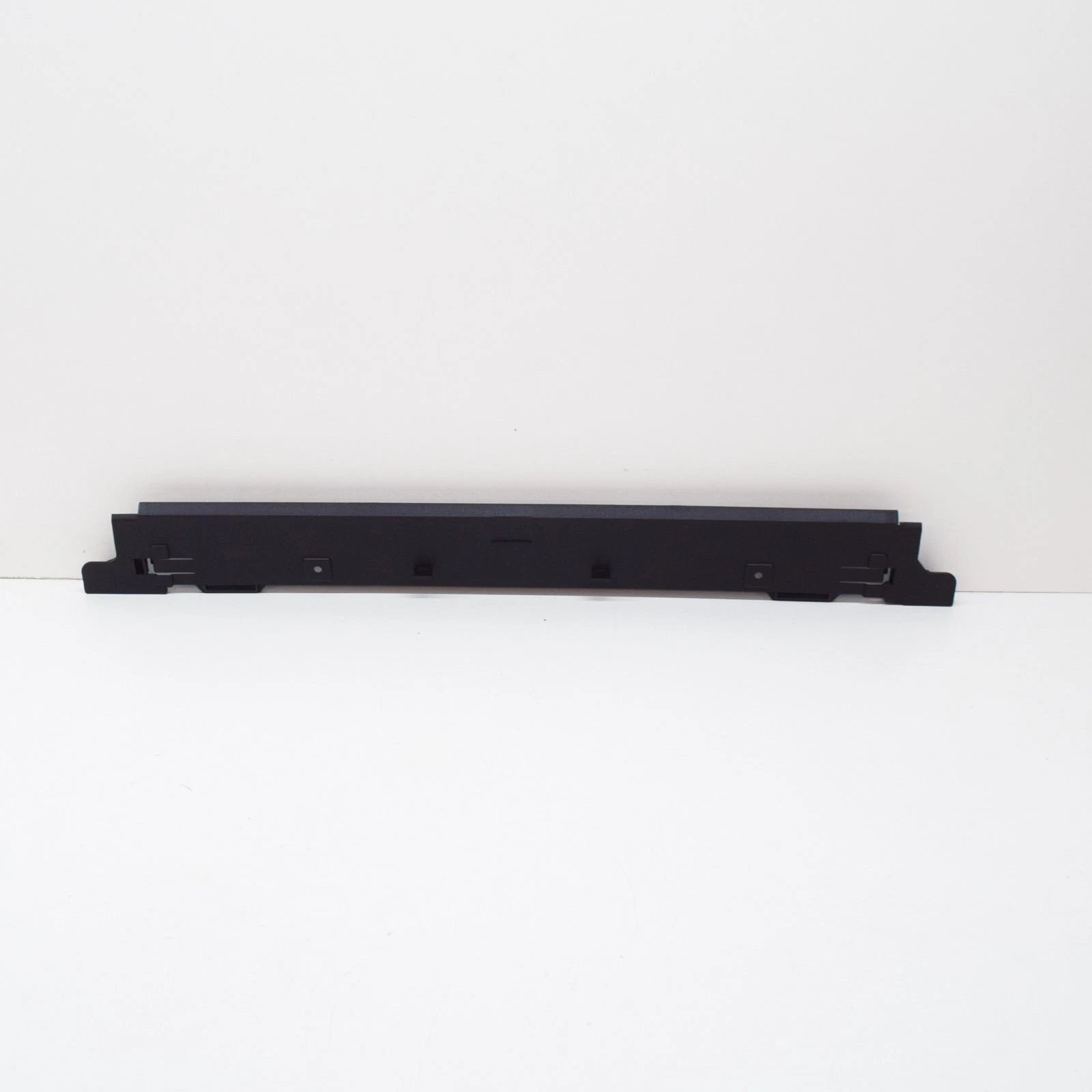 NEW BMW M4 F82 FRONT RADIATOR UPPER SEAL TRIM 17117848788 7848788 2016 ORIGINAL