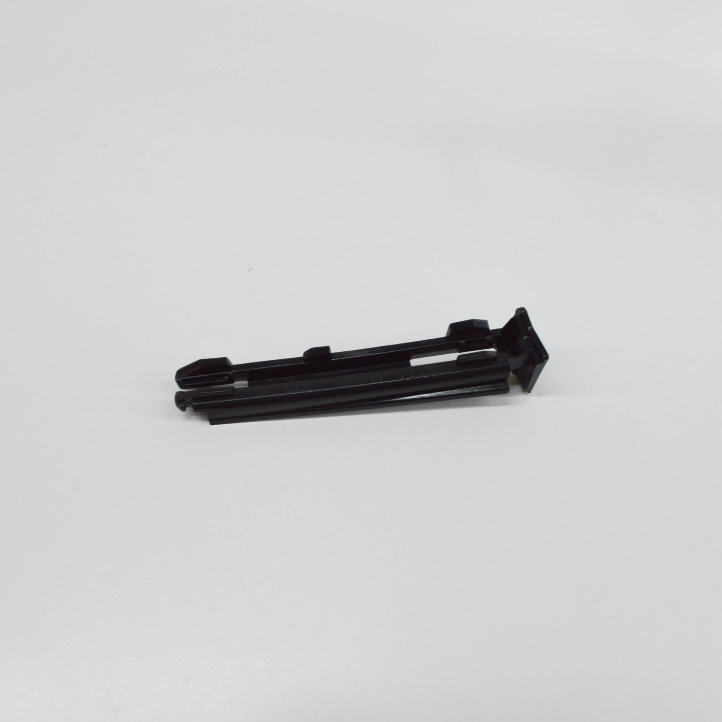 new audi a3 8v rear bumper right locking mechanism 8v3807740 original