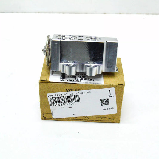 NEW AUDI A4 B8 EXPANTION VALVE AIR CONDITIONING 8T0820679A