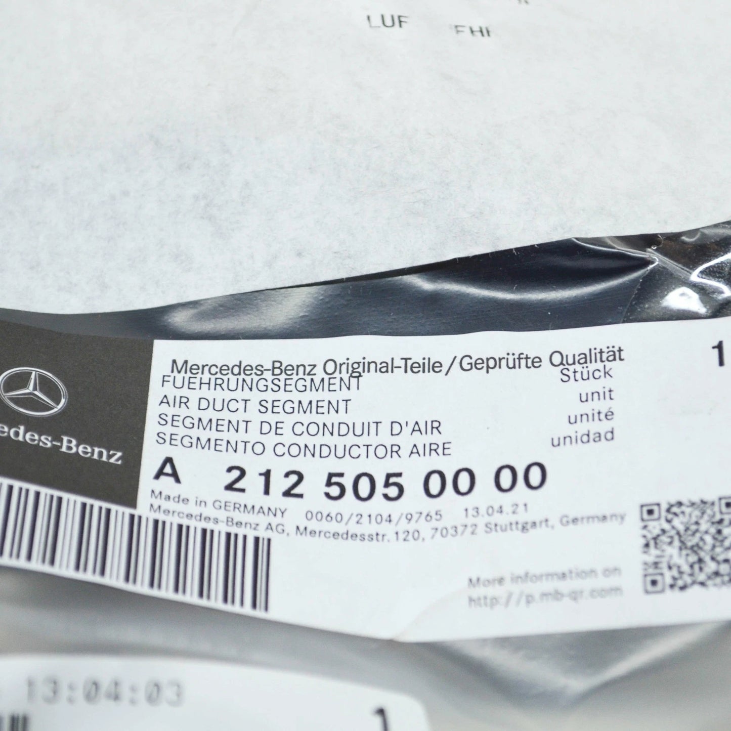 NEW MERCEDES-BENZ E W212 RADIATOR TOP AIR DUCT A2125050000 ORIGINAL