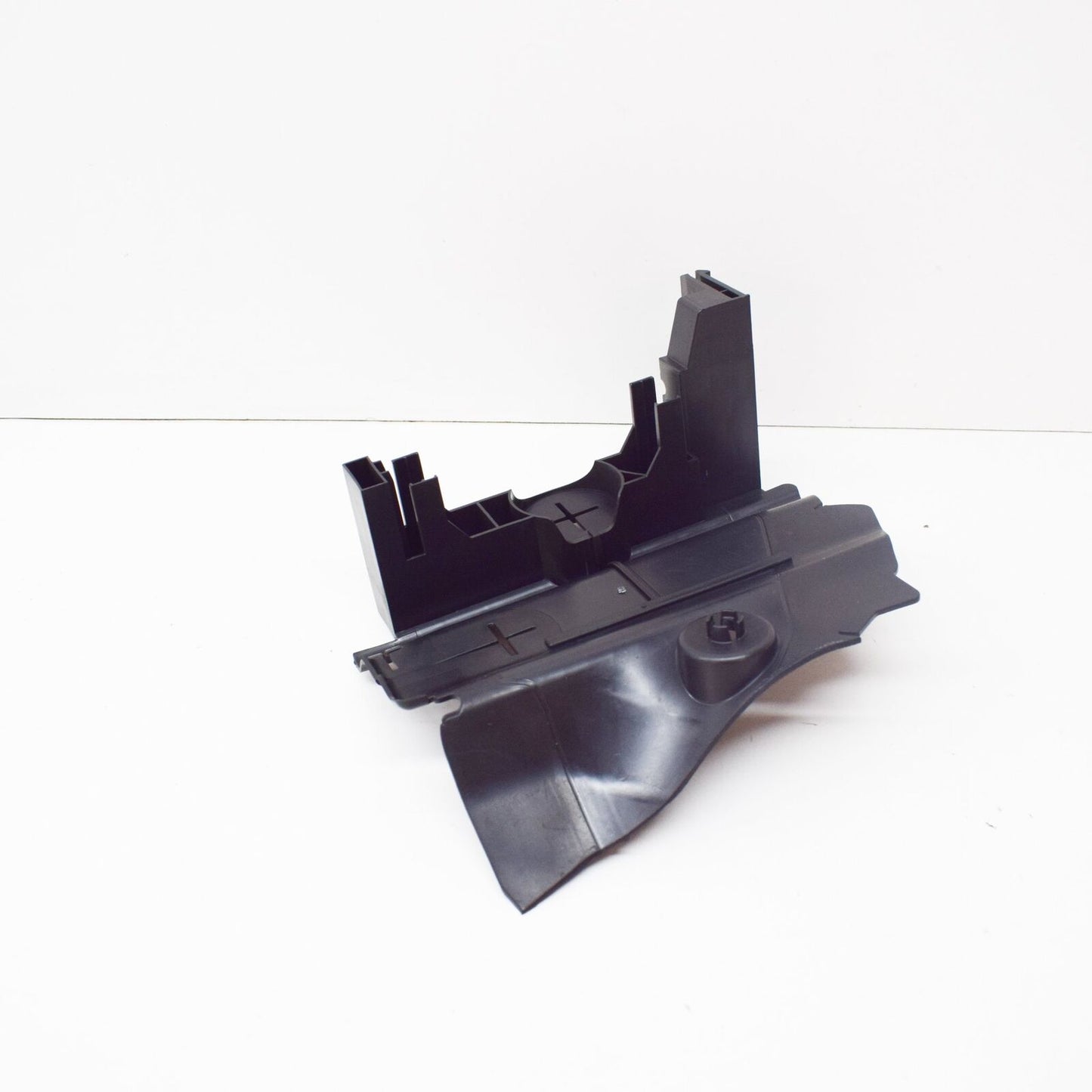 NEW MERCEDES-BENZ S-CLASS W222 RIGHT LOWER AIR DEFLECTOR BOX A2225054430