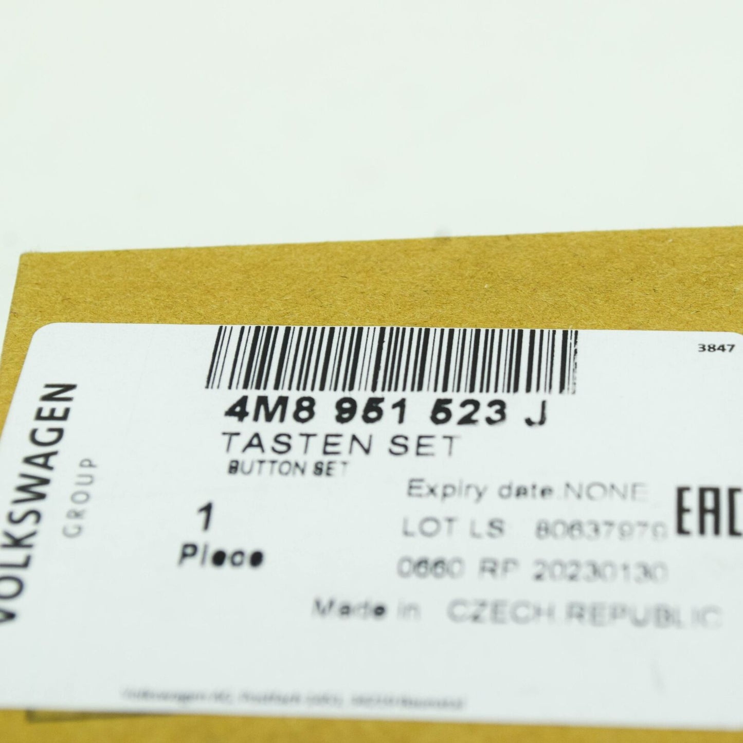 NEW AUDI Q7 4M STEERING WHEEL BUTTONS 4M8951523J ORIGINAL