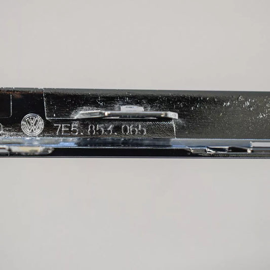 NEW VOLKSWAGEN TRANSPORTER T6 FRONT LEFT CHROME COVER TRIM 7E5853065 2ZZ