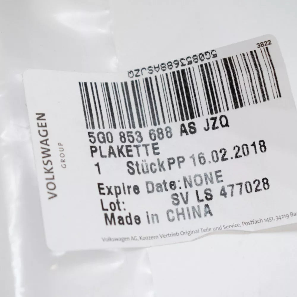 NEW VOLKSWAGEN GOLF MK7 5G LEFT FENDER GTI STICKER LOGO 5G0853688ASJZQ ORIGINAL