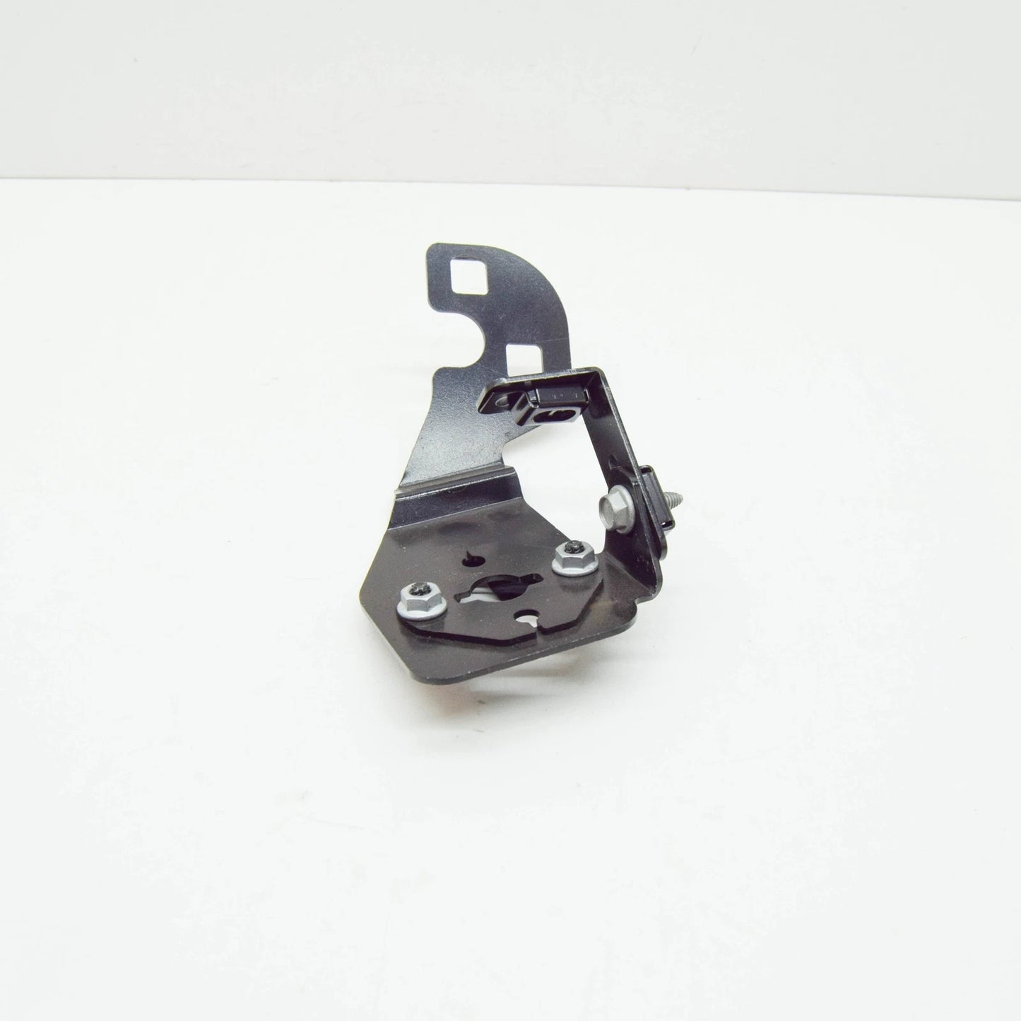 NEW MERCEDES-BENZ E W212 FRONT LEFT FENDER BRACKET A2128100114 ORIGINAL