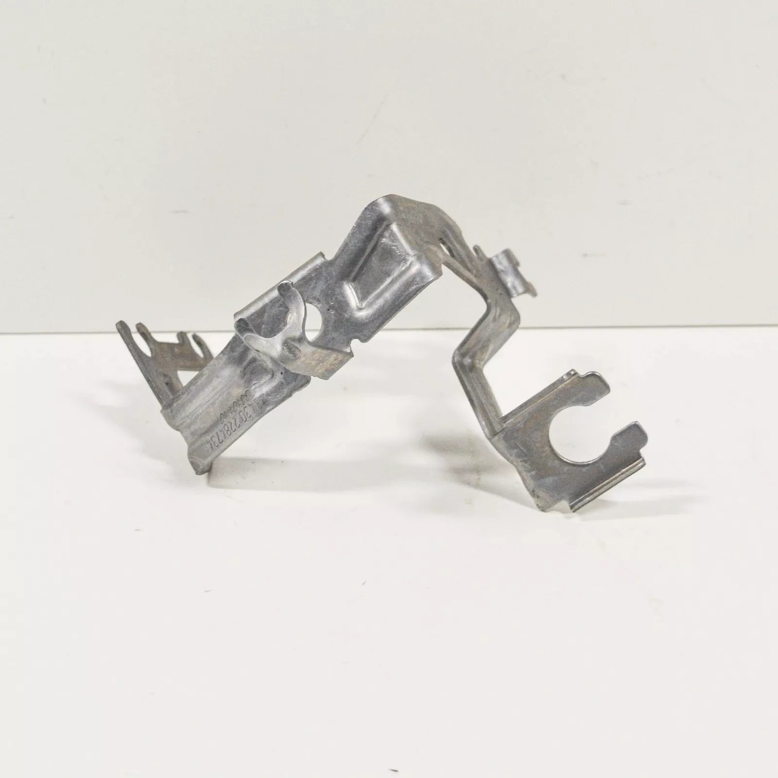 NEW BMW M2 F87 FRONT RIGHT BRAKE HOSE BRACKET 34302284734 ORIGINAL