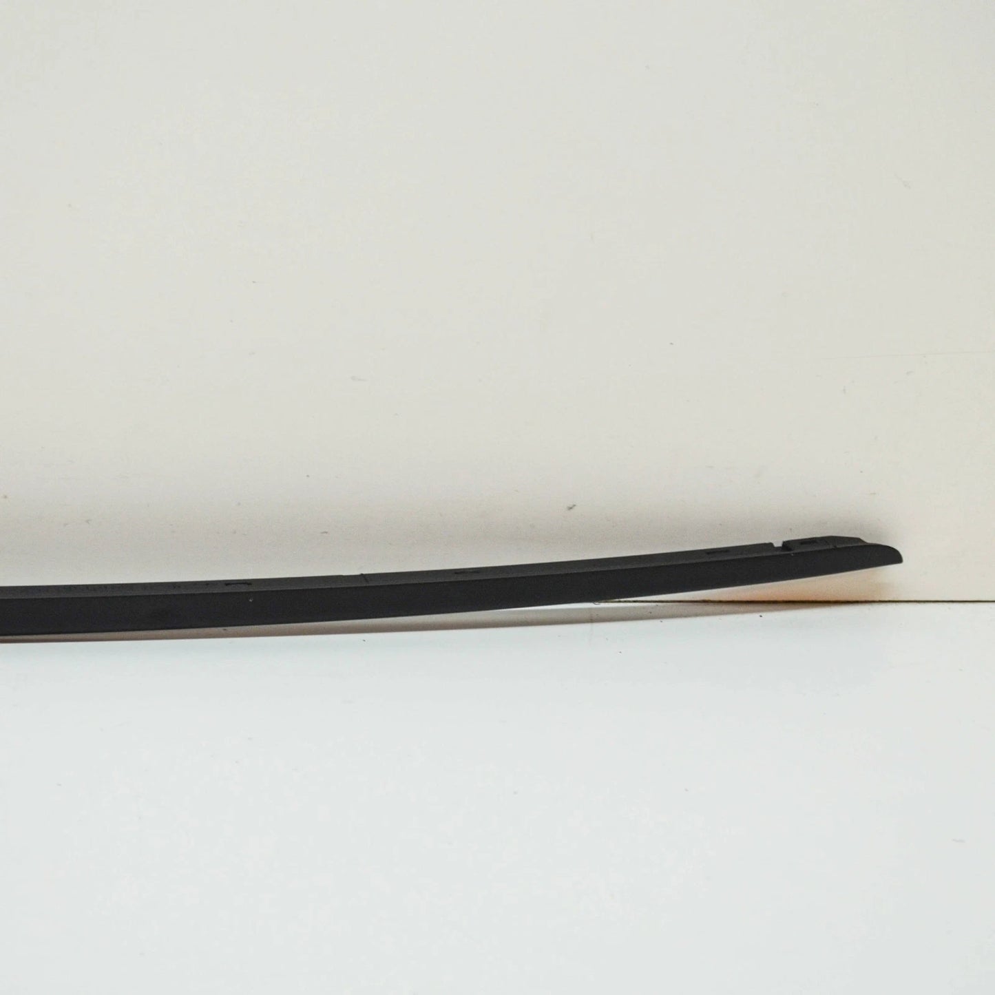 NEW AUDI A5 S5 8W6 FRONT WINDSHIELD RIGHT MOLDING TRIM 8W6854328B9B9 ORIGINAL