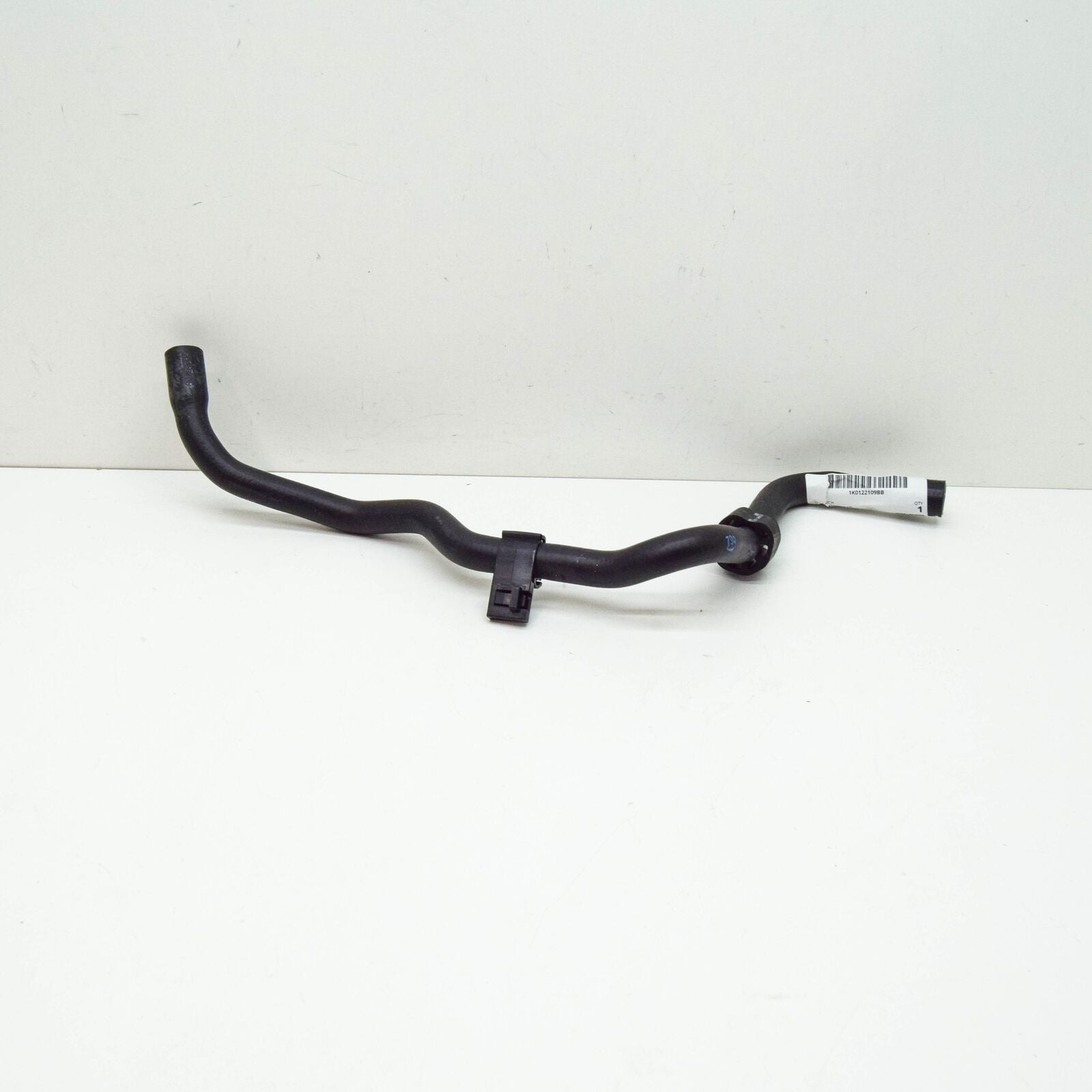 NEW AUDI A3 8P1 ENGINE COOLANT HOSE 1K0122109BB ORIGINAL