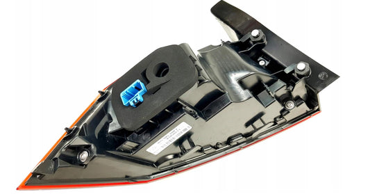 NEW VW PASSAT B8 REAR RIGHT OUTER LED TAILLIGHT 3G5945208F ORIGINAL