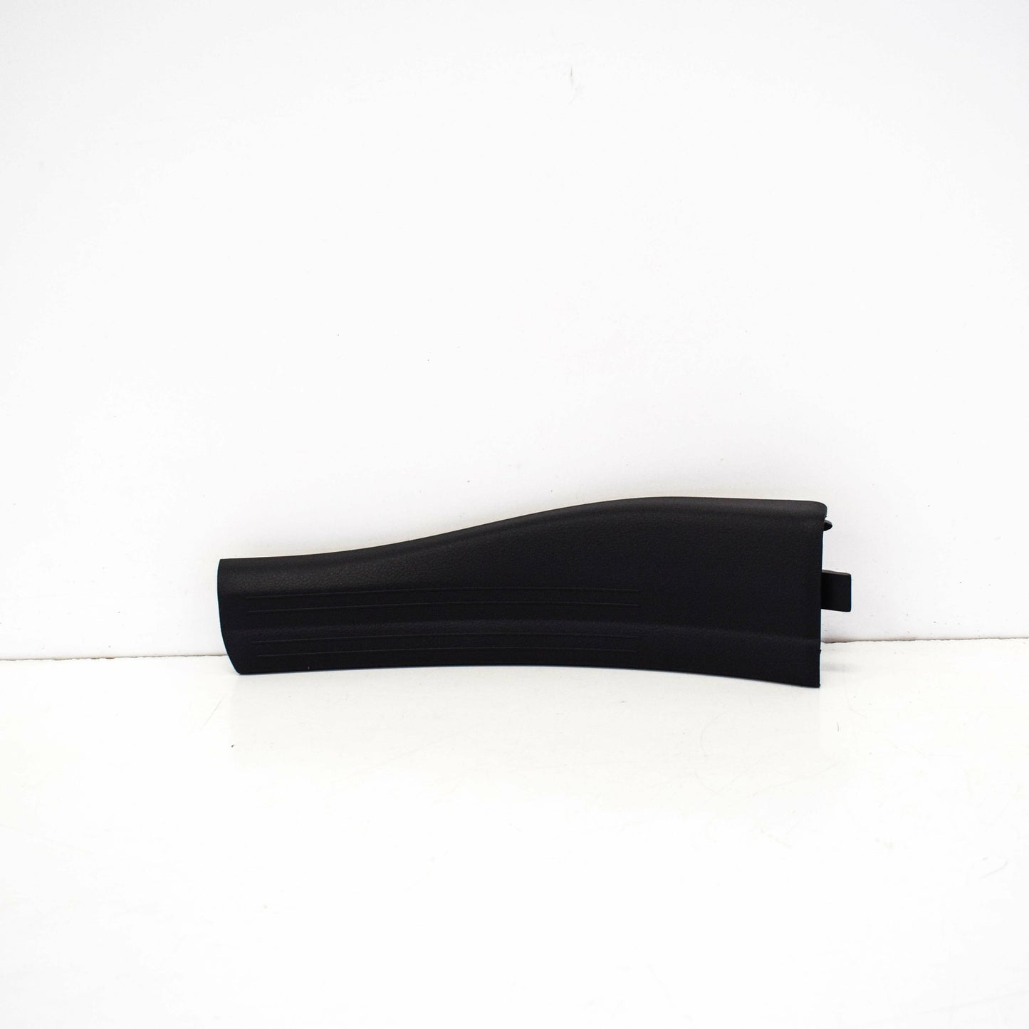 NEW MERCEDES BENZ W176 REAR LEFT INNER SILL TRIM A1766800274 9H68 ORIGINAL