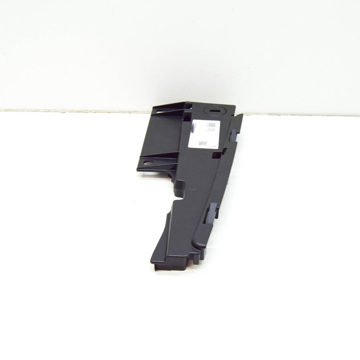 NEW MB GLK X204 FRONT RADIATOR GRILLE BRACKET RIGHT A2048851036 ORIGINAL