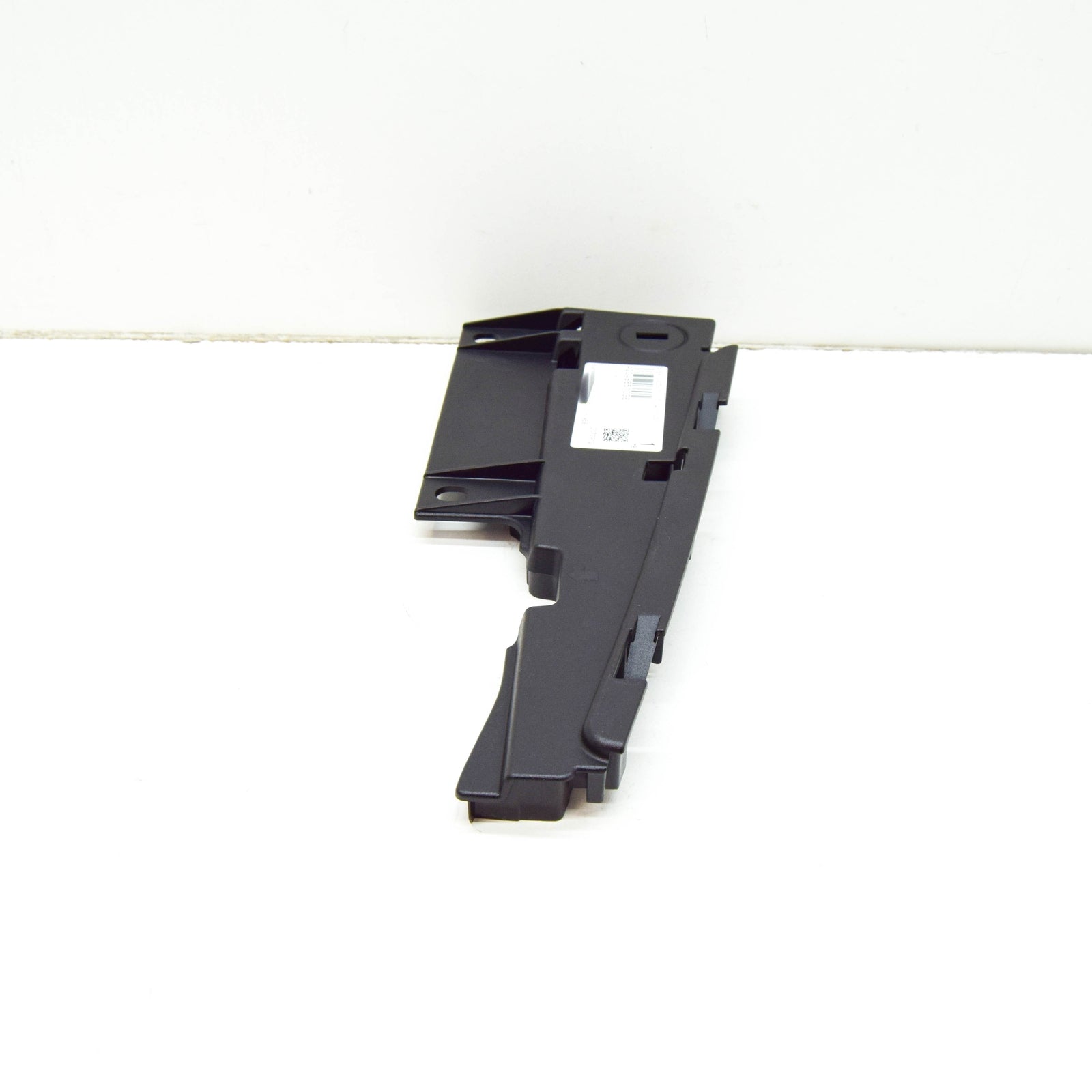 NEW MB GLK X204 FRONT RADIATOR GRILLE BRACKET RIGHT A2048851036 ORIGINAL