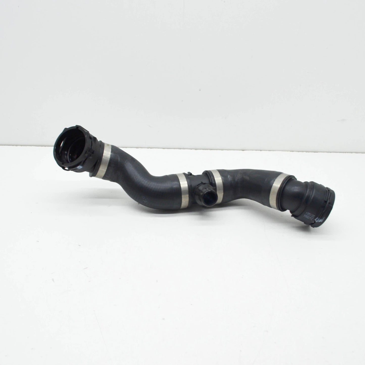 NEW BMW M4 COUPE G82 RIGHT WATER COOLANT RADIATOR HOSE 17128096423 ORIGINAL