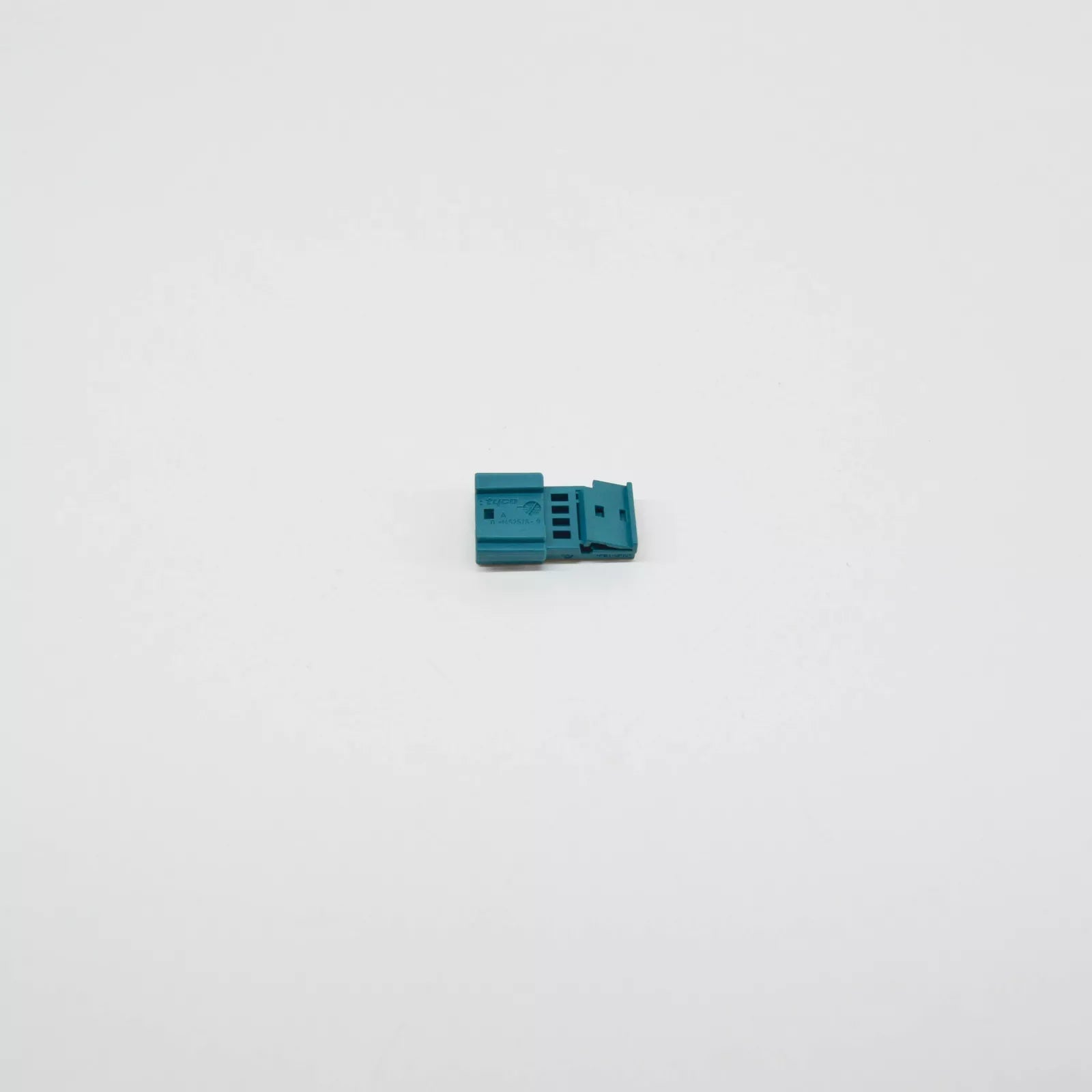 NEW BMW I3 I01 UNIVERSAL PIN TERMINAL UNCODED 61136925611 6925611 ORIGINAL