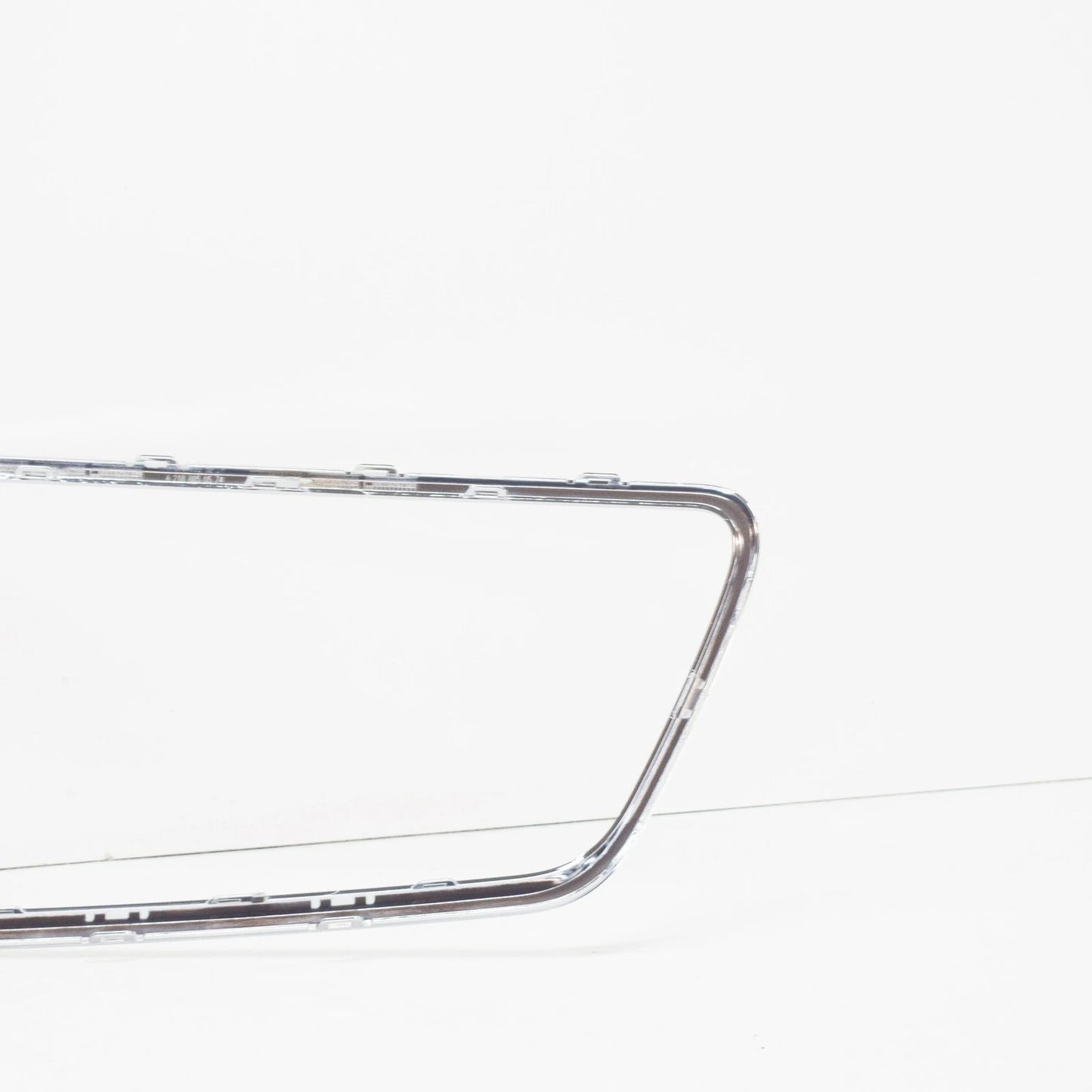 NEW MB CLS C218 FRONT BUMPER RADIATOR GRILLE CHROME SURROUND TRIM A2188850574