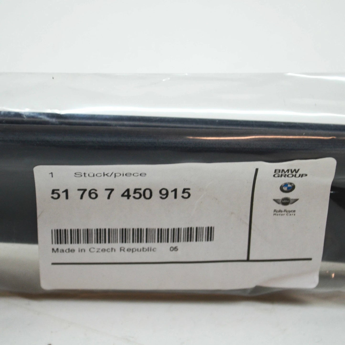 NEW BMW 1 F40 FRONT BONNET HOOD SEAL 51767450915 ORIGINAL