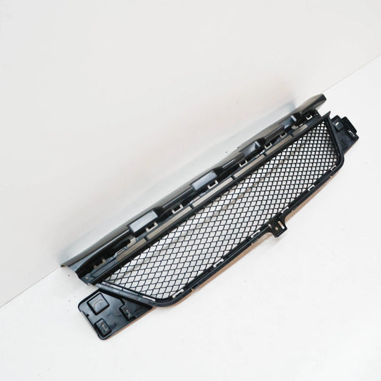NEW MB A-CLASS W176 FRONT BUMPER CENTER LOWER GRILLE A1768850922 2014 ORIGINAL