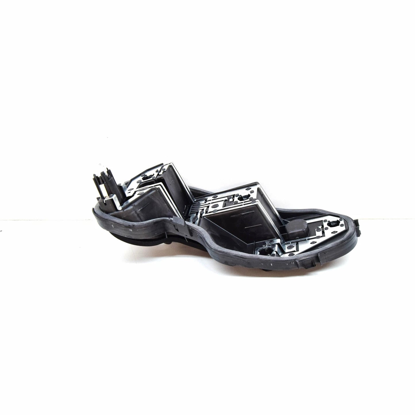 NEW VOLKSWAGEN SCIROCCO REAR RIGHT HEADLIGHT BULB CARRIER 1K8945258C