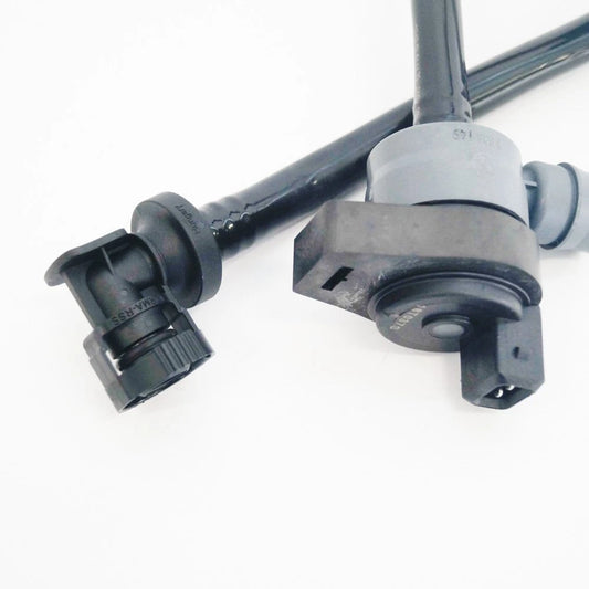 NEW BMW M3 F80 FUEL TANK VENTILIATION VALVE W/ PIPE 13907848454 ORIGINAL