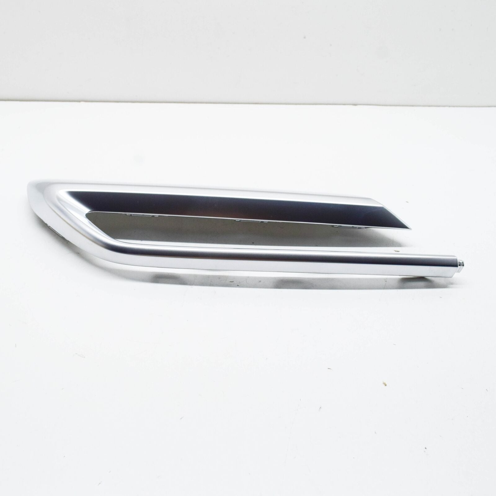 NEW AUDI Q5 FY REAR LEFT LOWER BUMPER TRIM 80A8530543Q7 ORIGINAL